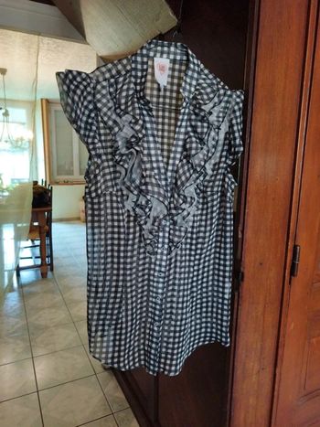 Chemise carreaux noire froufrous vintage M/38