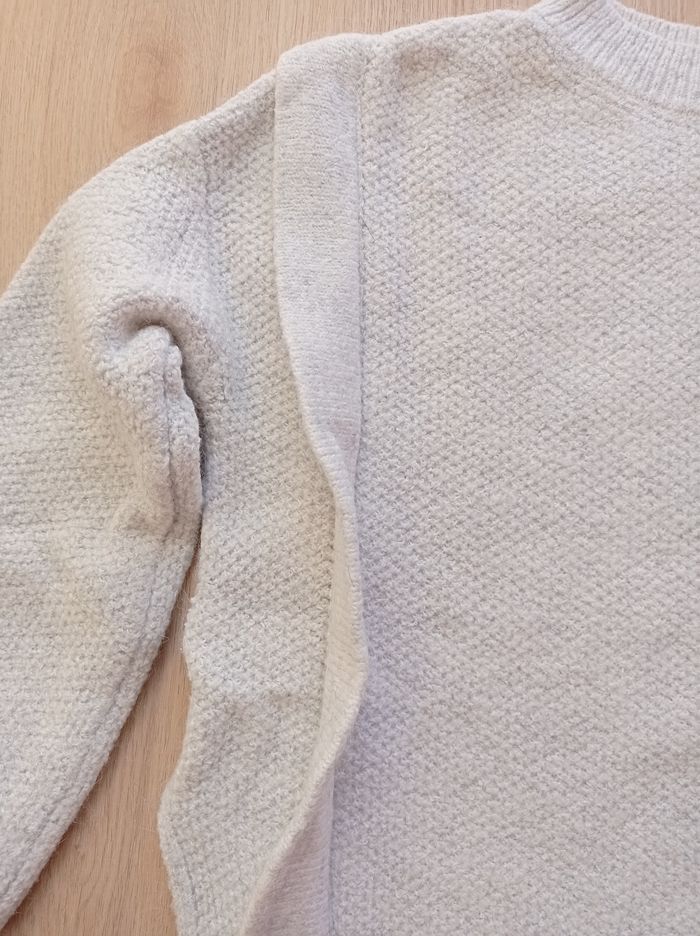 PULL CAMAÏEU Blanc Cassé. - photo numéro 6