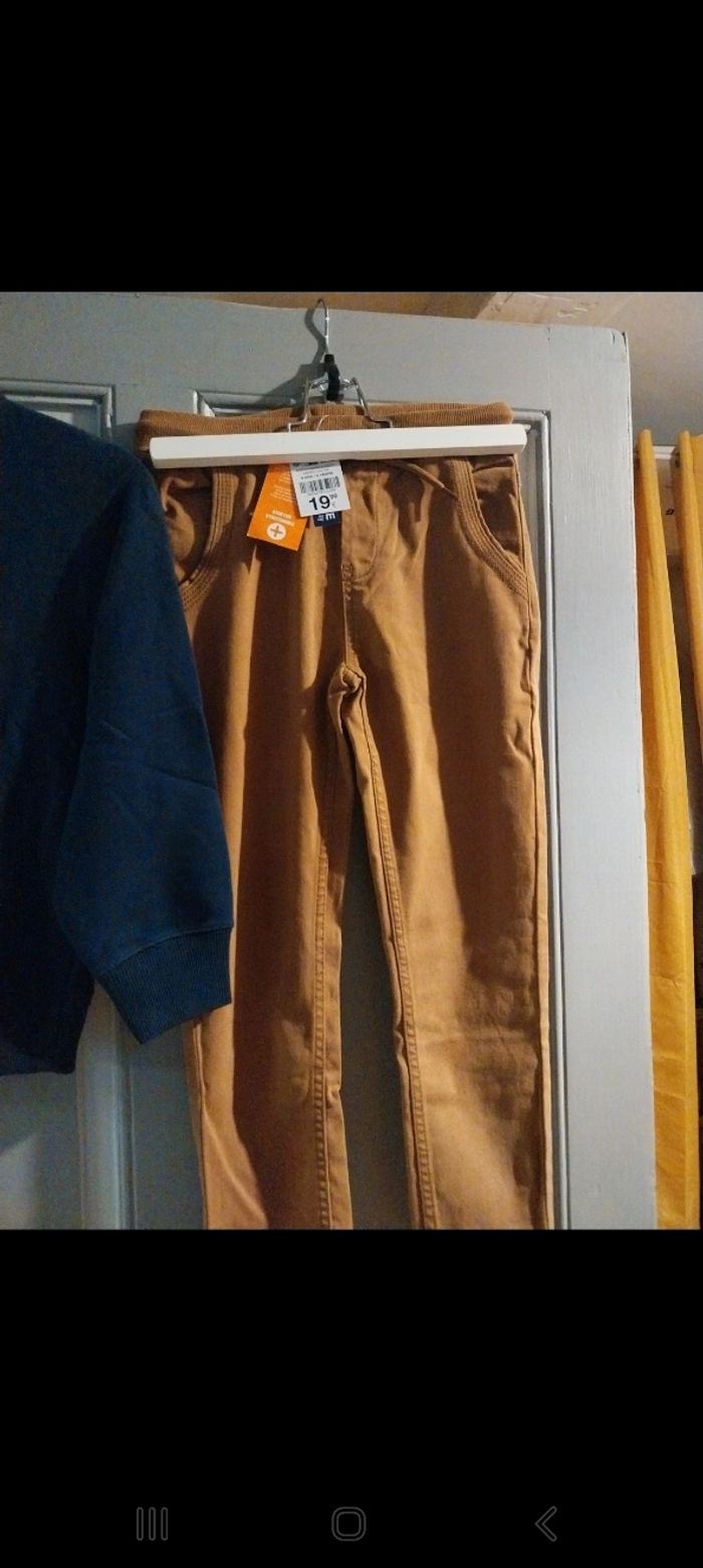 Ensemble 8 ans garçon neuf - photo numéro 3