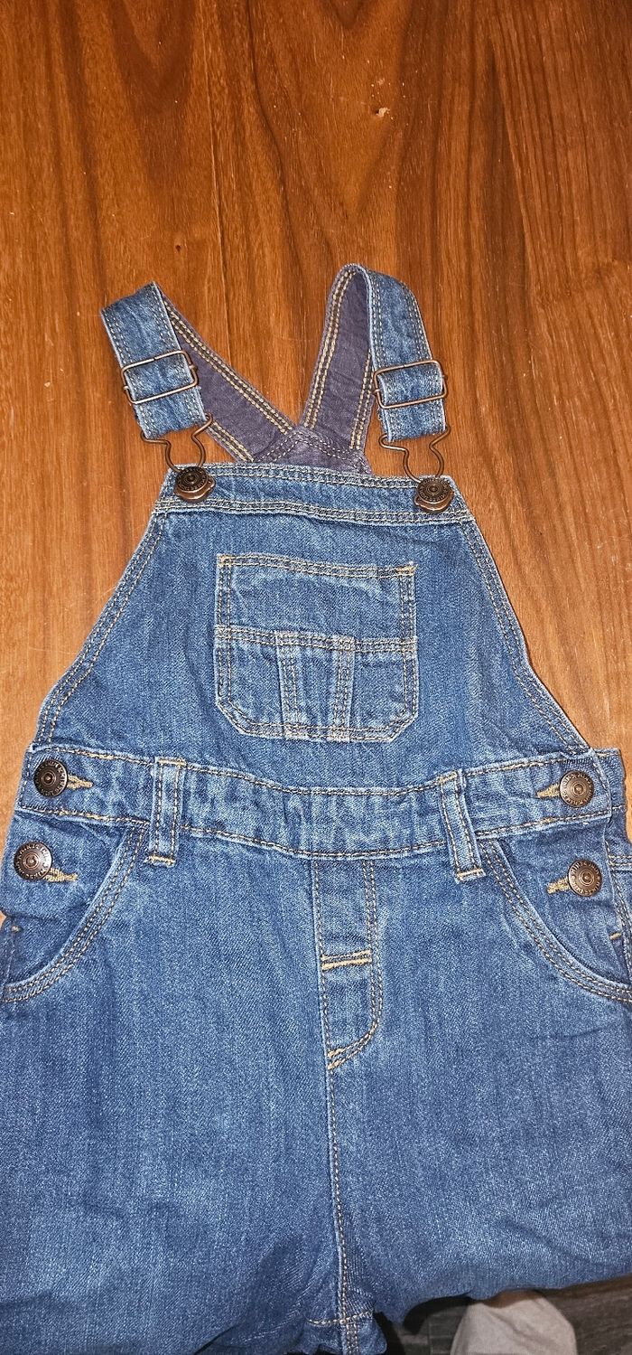Salopette en jean 36mois Kiabi - photo numéro 3
