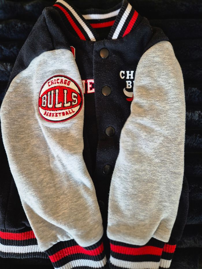 Veste Chicago Bulls 3-4 ans - photo numéro 3