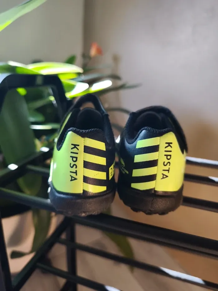 Paire de chaussures foot enfant Kipsta - photo numéro 3