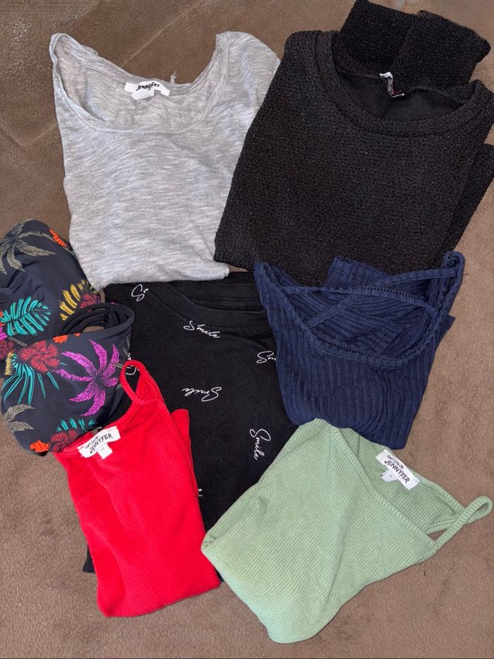 Lot de 7 vêtements femme taille XS en très bon état