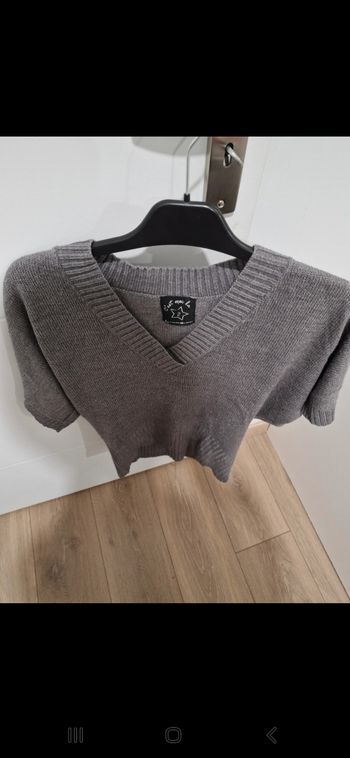 Pull léger sans manche gris