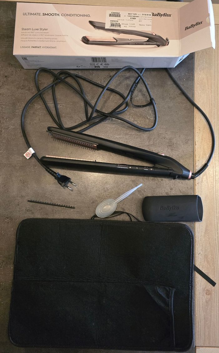 Lisseur babyliss vapeur neuf