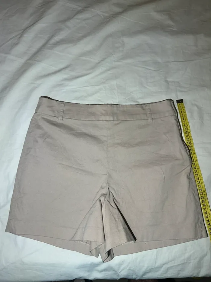 Short beige camaïeu