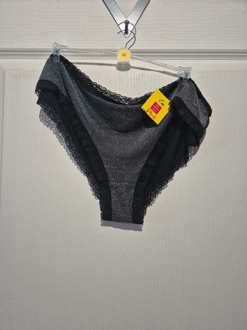 Culotte noir et argent avec dentelle