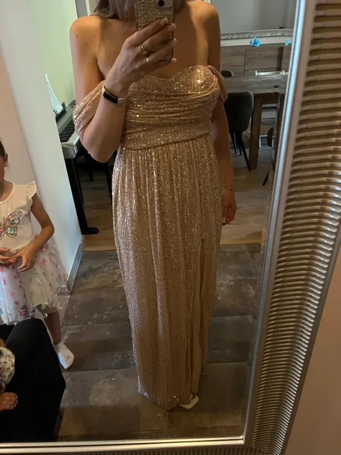Magnifique robe Faresty à sequins – idéale pour un mariage ou événement 🤍 - photo numéro 6