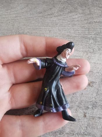 Petite figurine ancienne