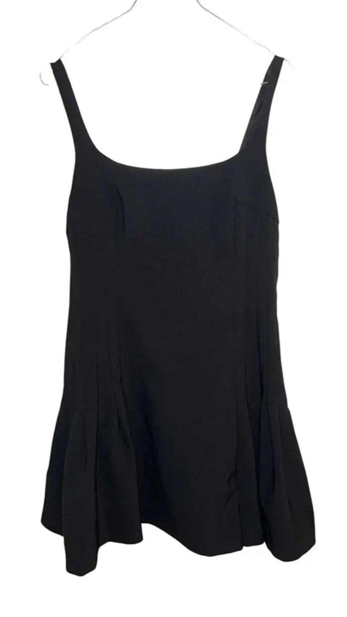 Petite robe noire Zara xl