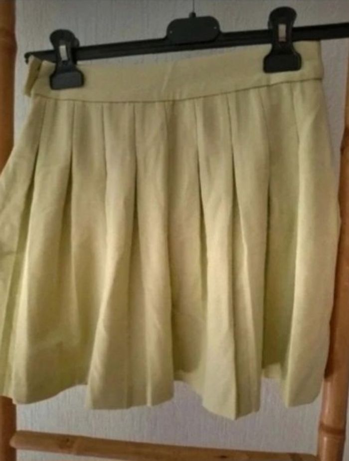 Jupe courte femme - photo numéro 3