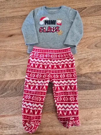 Pyjamas in extenso