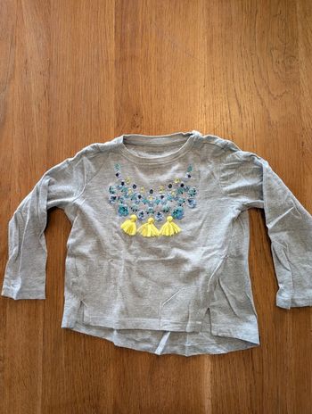 Tee-shirt manches longues fille broderies 3 ans
