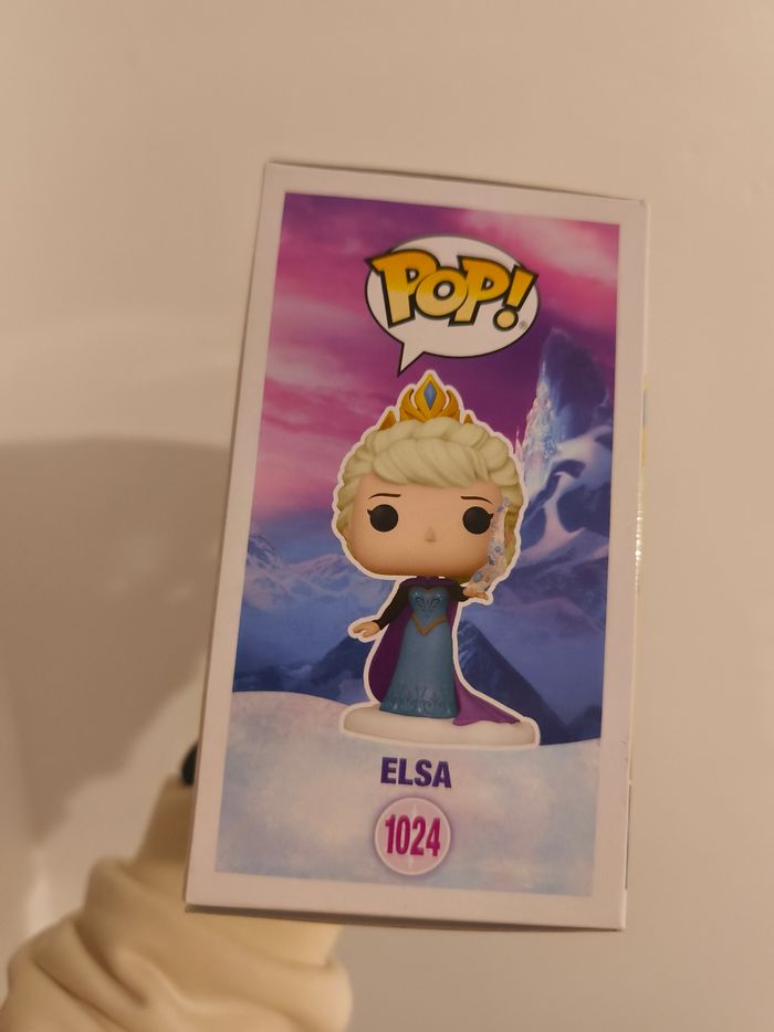 Funko pop Disney figurine princesse Frozen reine des neiges elsa 1024 - photo numéro 4