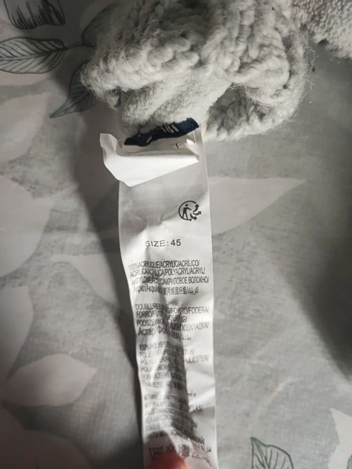 Bonnet et moufles - photo numéro 2