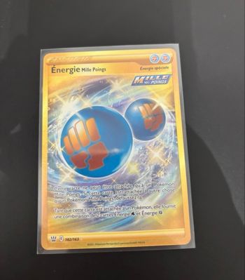Carte Pokémon Énergie mille poings gold