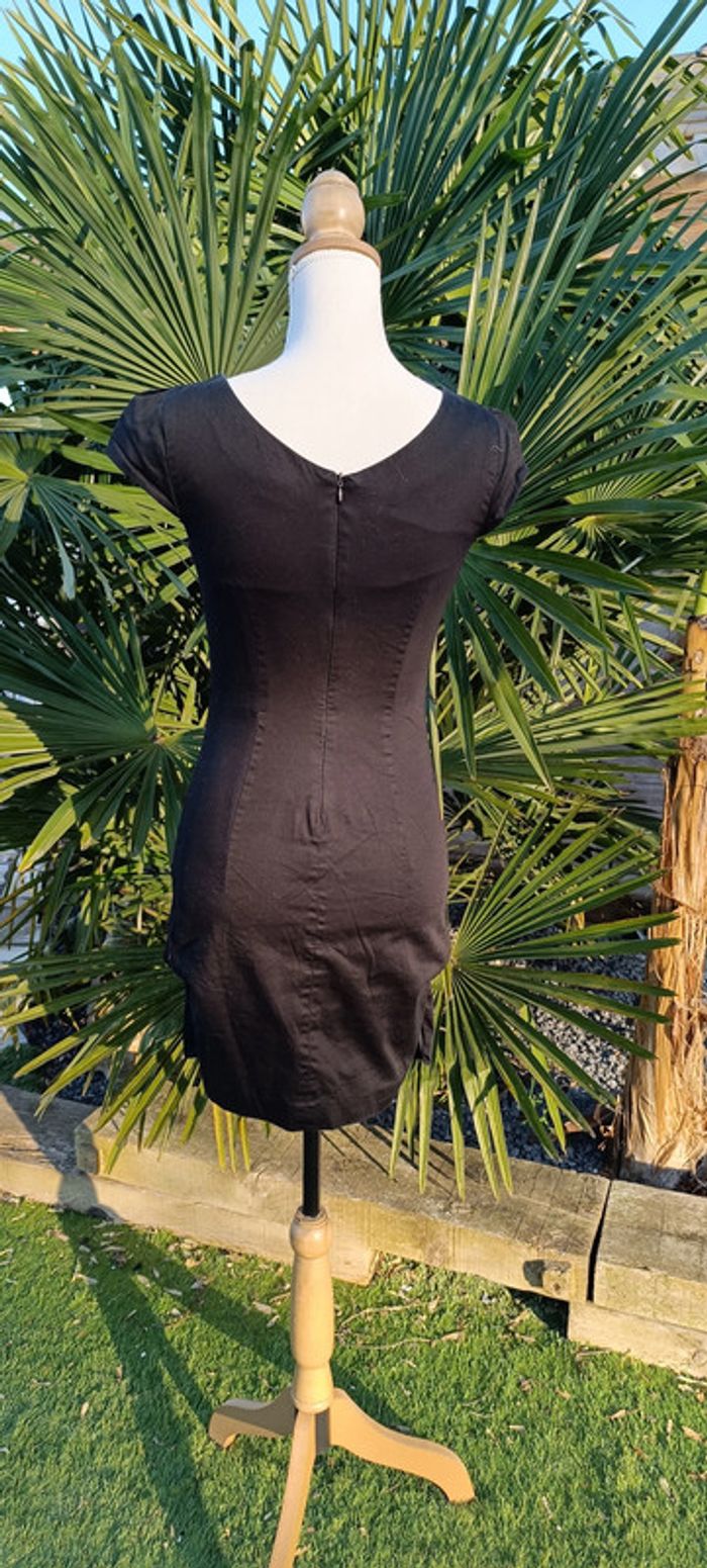 Robe ceintré - photo numéro 4