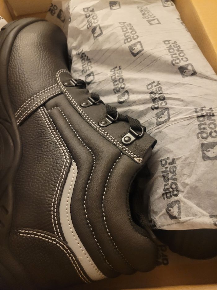 Chaussure de sécurité neuf - photo numéro 3