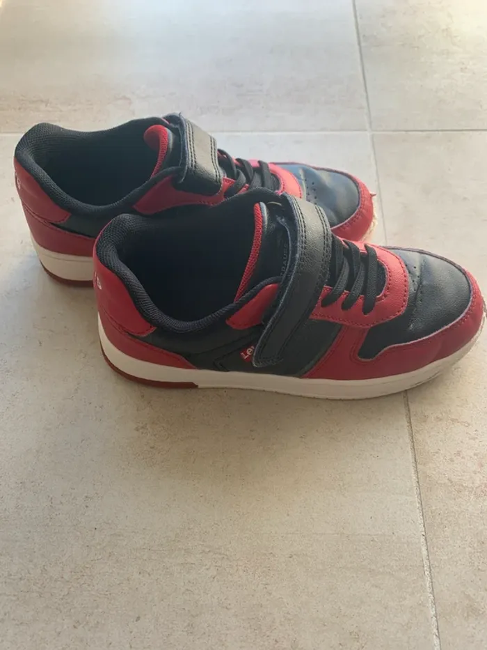 Magnifique paire de Levi’s enfant - photo numéro 3