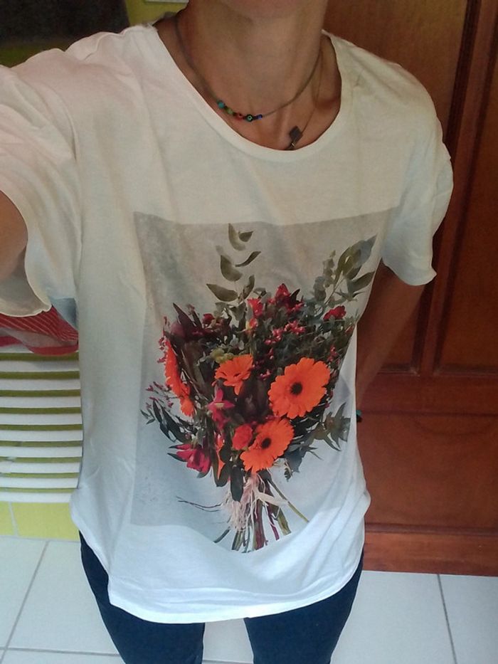 Blouse femme Motif bouquet de fleurs Stradivarius