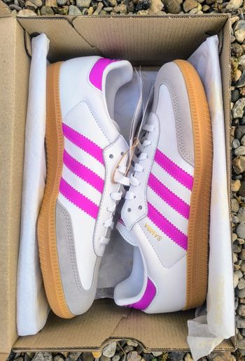 Baskets adidas samba blanche rose pointure 38 neuves avec boite