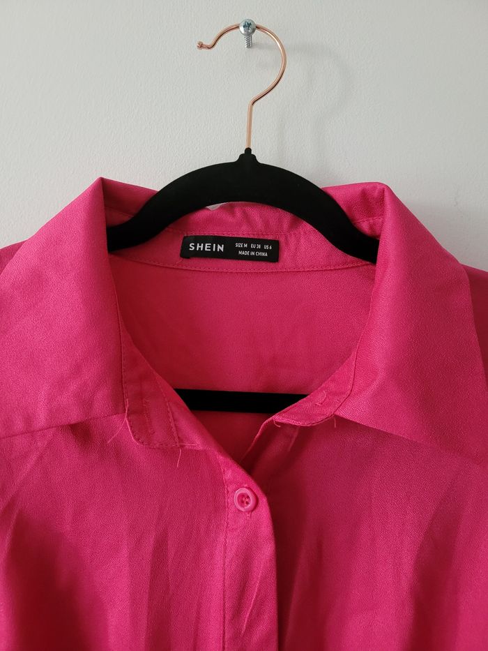 Robe chemise longue rose framboise SHEIN – Ceinturée, état neuf ! - photo numéro 2