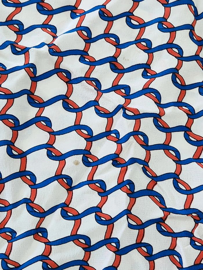 Tee-shirt maje taille 3 très bon état - photo numéro 2