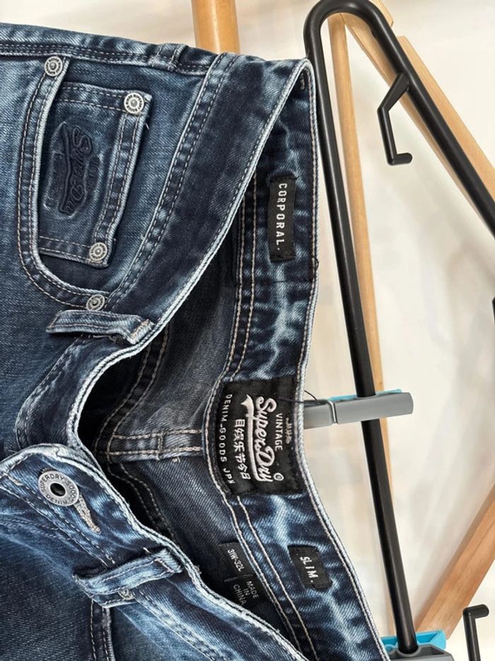 Jean bleu foncé superdry taille 41 - photo numéro 2