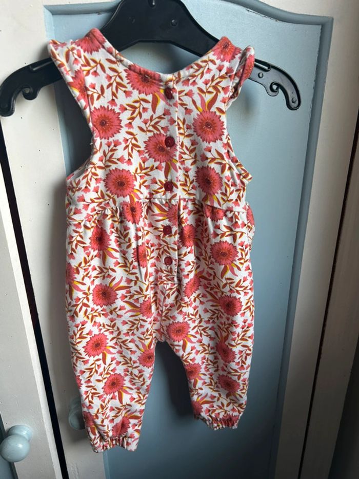 Combinaison, à fleurs , 3 mois du pareil au même - photo numéro 8
