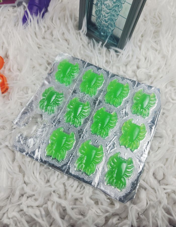 Monster Lab laboratoire de monstres marque Giochi Preziosi 🎅 - photo numéro 10