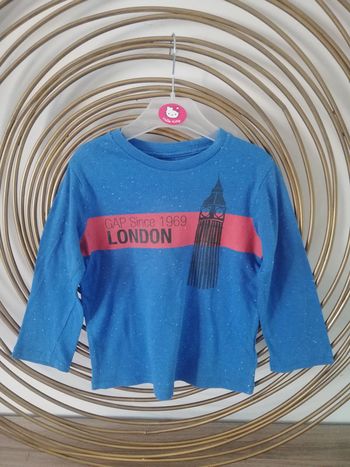 Tshirt GAP à manches longues 3 ans