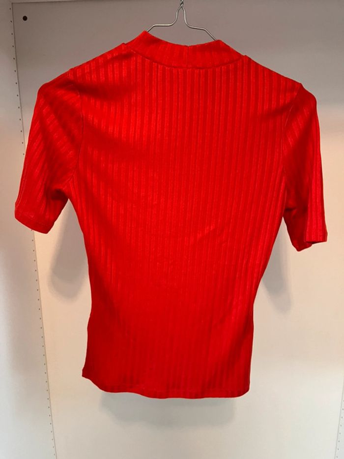 Teeshirt rouge H&M - photo numéro 2