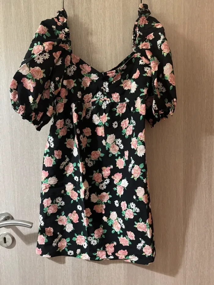 Robe fleurs Divided - photo numéro 3