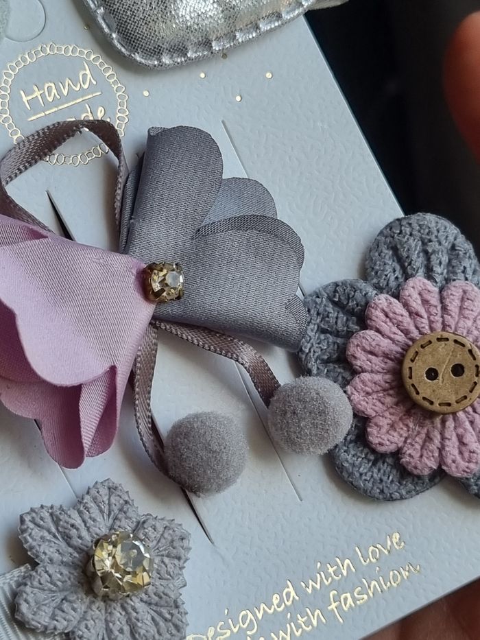 Lot de 5 pinces à cheveux neufs - photo numéro 5