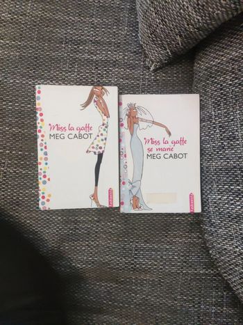 Lot de 2 livres Miss la gaffe de Meg Cabot
