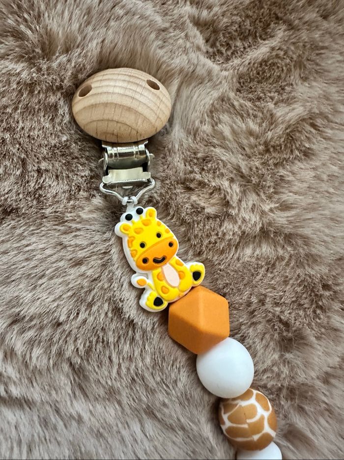 Attache tétine girafe - photo numéro 3