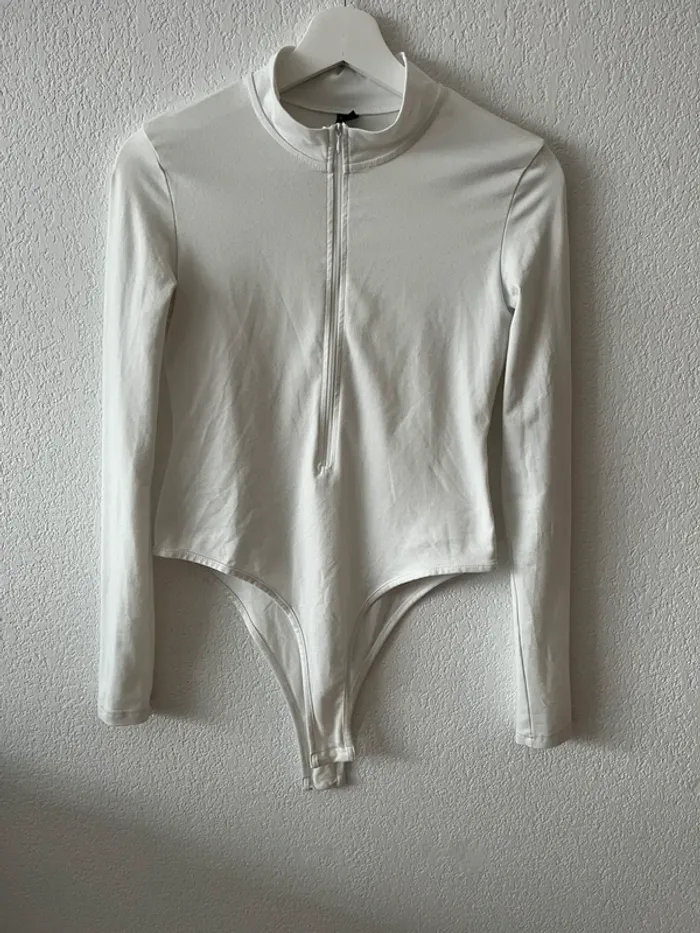 Body blanc Shein manches longues avec zip – Taille S (36/US 4)