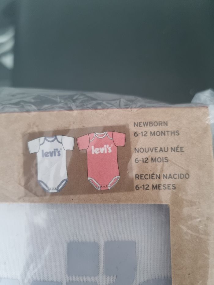Lot de 2 bodies levi's - photo numéro 2