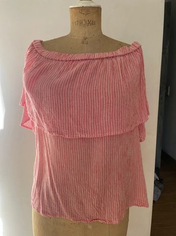 Haut d’été épaules dénudées Véro Moda taille M corail