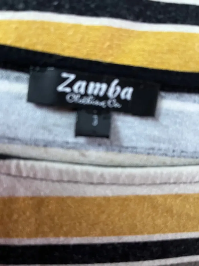 T-shirt rayé gris noir jaune blanc Zamba - photo numéro 3