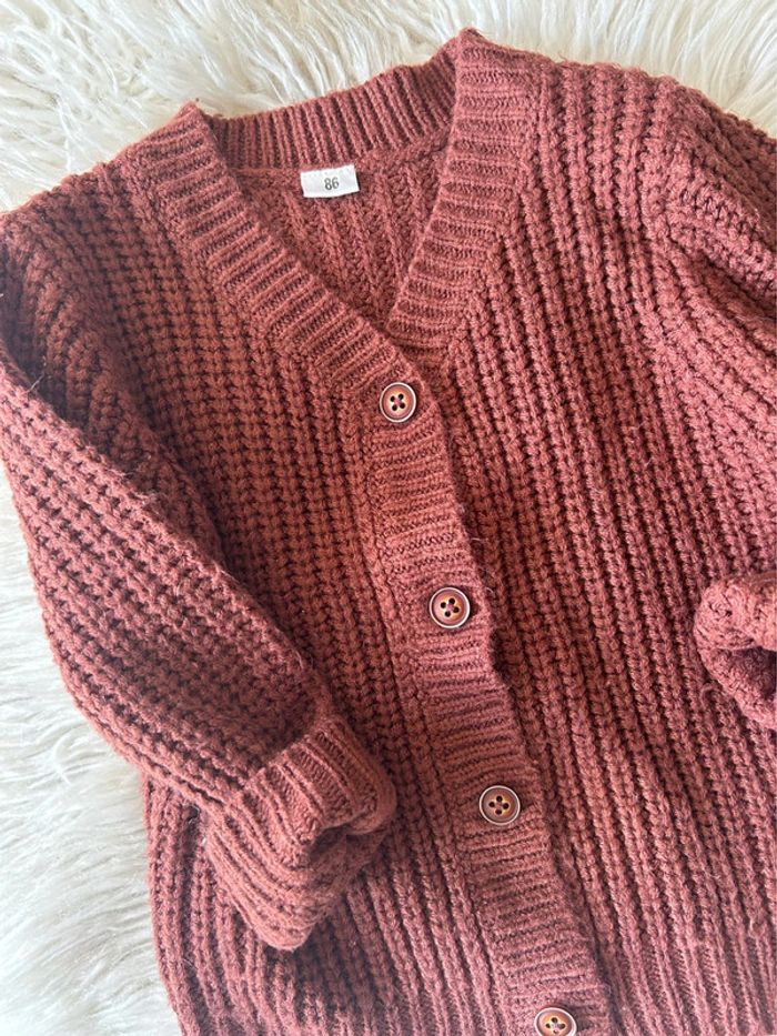 Fille 👧🏻 Gilet en maille marron/rouille 12/18 mois 86 cm - photo numéro 2