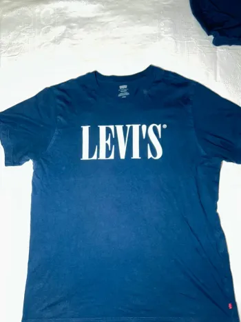 T-shirt levi’s