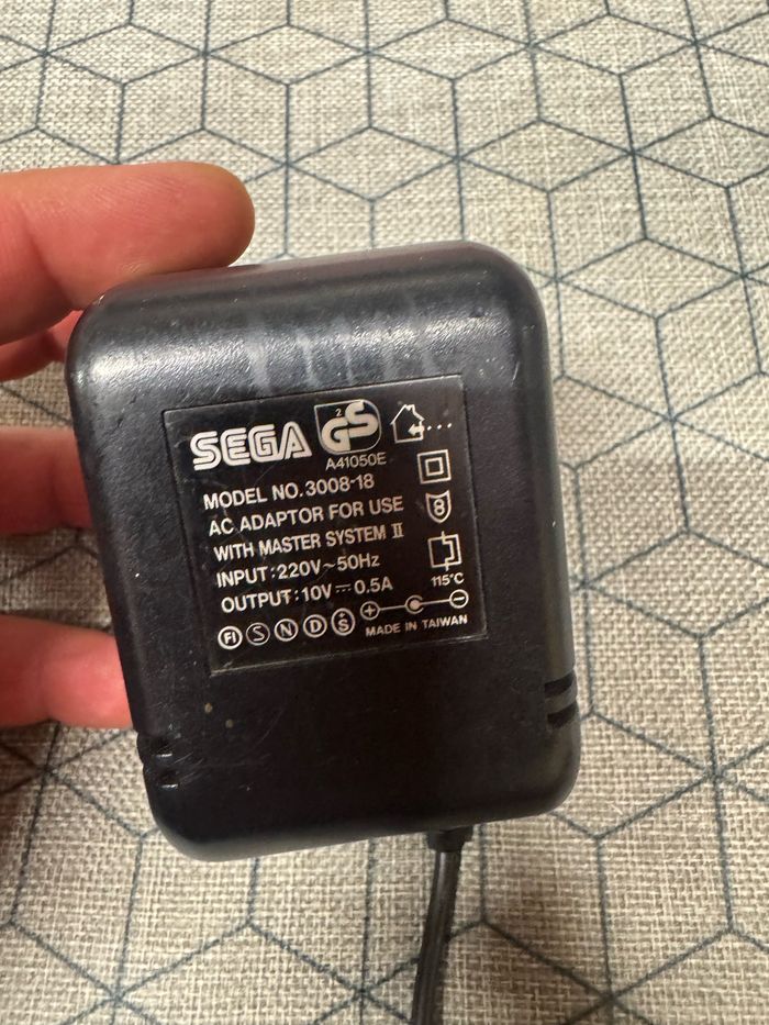 Alimentation sega master System 2 - photo numéro 2