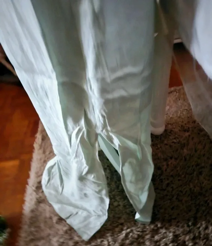 Robe longue dos nu vert amande satinée H&M Taille 40 Neuve - photo numéro 5