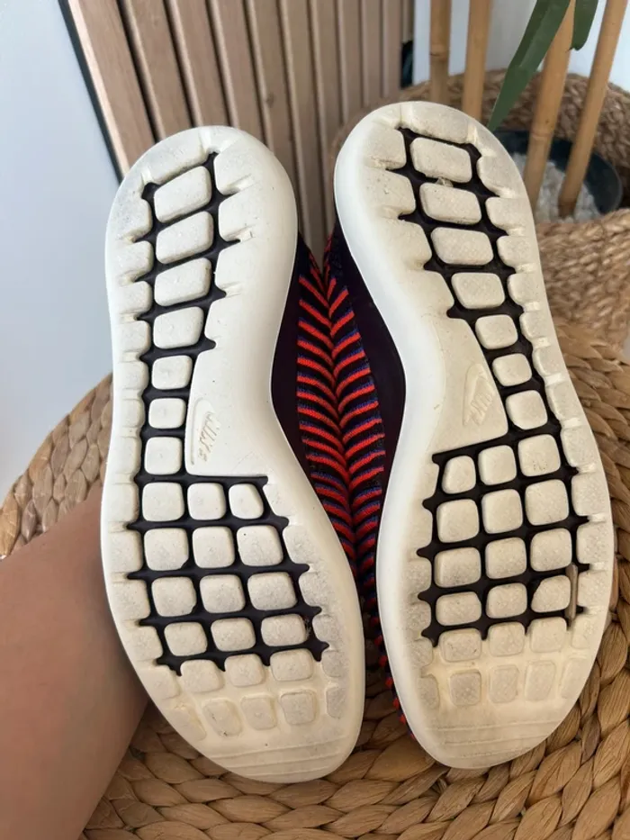 Baskets Nike femme taille 39 - photo numéro 3