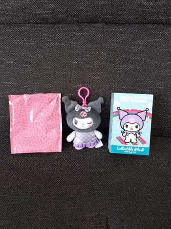 Peluche hello kitty kuromi secret action neuf 