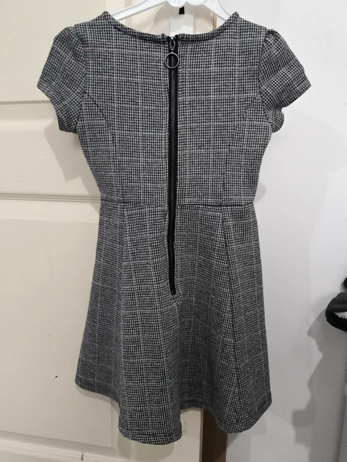 Robe à carreaux 4 ans - photo numéro 3