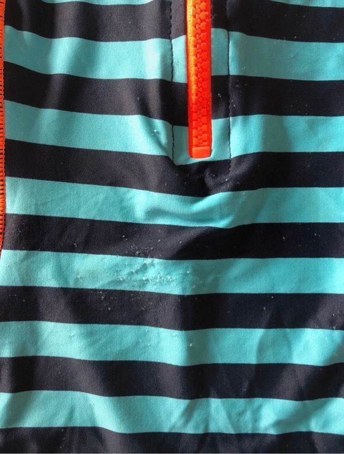 Combinaison de bain 18 mois - photo numéro 3