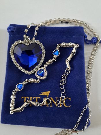 Lot Coeur de l'océan Titanic bracelet et pendentif vendu avec une pochette