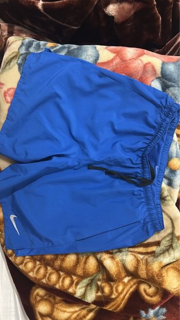 Short Nike running